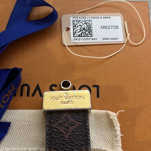 Louis Vuitton Brown Monogram Dragonne Key Holder Key Ring / key Chain - Picture 6 of 7